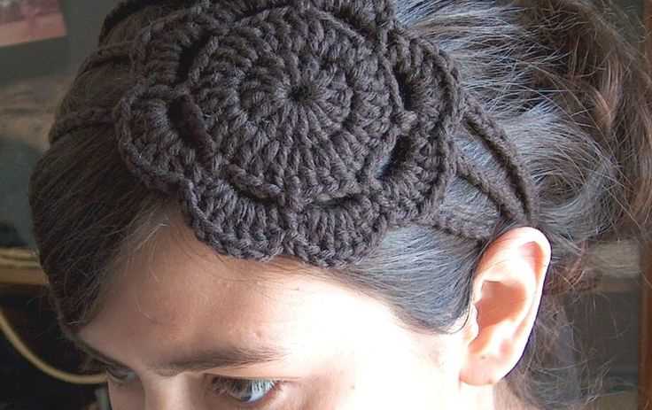 Knitted hair accessories free patterns