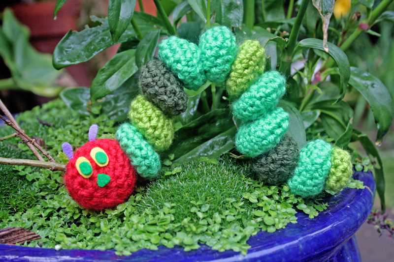 Free knitting pattern for the very hungry caterpillar