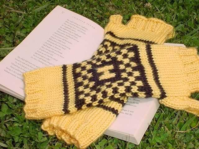 Hufflepuff sweater knitting pattern