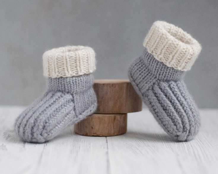 Knitting patterns for baby booties